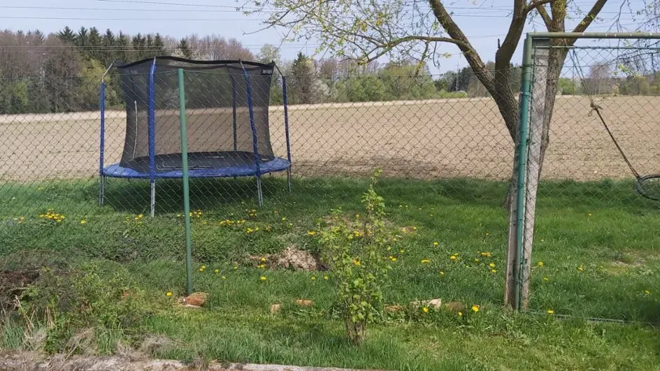 Pronájem části zahrady 180 m² a stavby Rokycany 15 m²