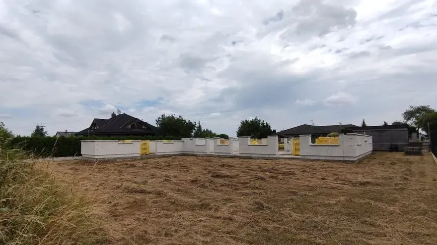 Prodej stavebního pozemku 1 173 m² Křenice